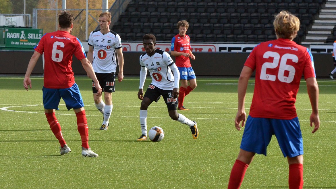 John Kitolano. Odd 2 - Vard Haugesund okt. -17