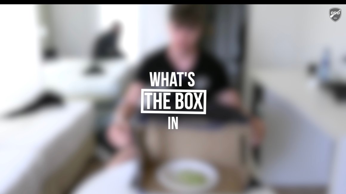 "What's in the box" del 2