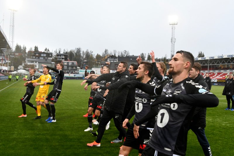 Tromsø - Odd 1-2. Odd-jubel for seier i kampen mellom Tromsø og Odd på Alfheim Stadion. Foto: Rune Stoltz Bertinussen / NTB scanpix