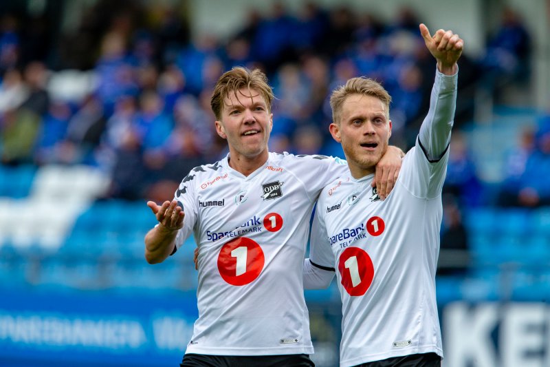 Molde - Odd. Odds Fredrik Nordkvelle (t.h.) feirer 0-1 i eliteseriekampen i fotball mellom Molde og Odd på Aker Stadion.Foto: Svein Ove Ekornesvåg / NTB scanpix